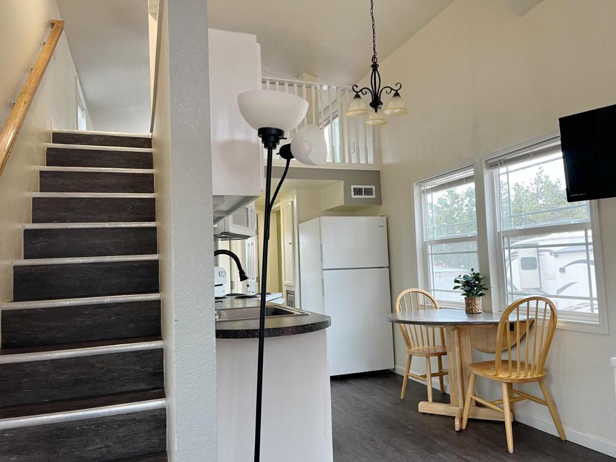 Cedar Tiny Home Woodland Park Bagian luar foto
