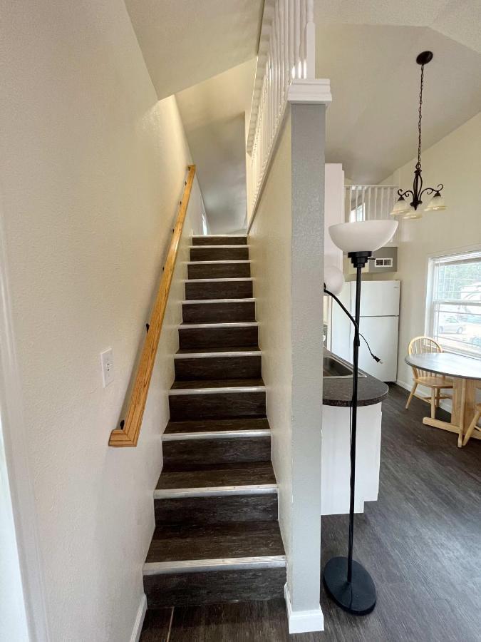 Cedar Tiny Home Woodland Park Bagian luar foto