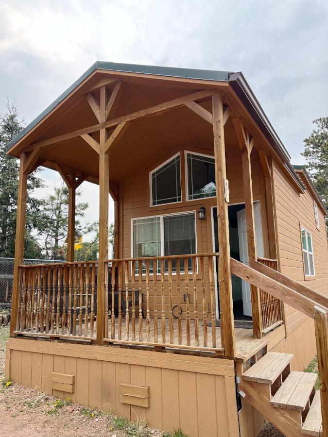 Cedar Tiny Home Woodland Park Bagian luar foto